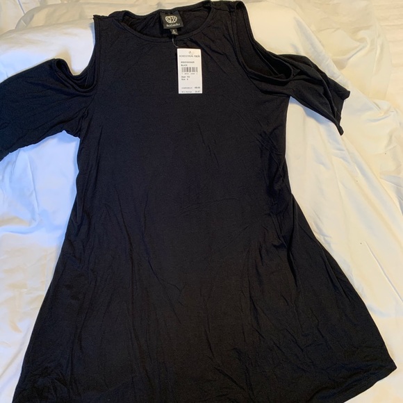 bobeau Dresses & Skirts - Nordstrom Rack flowy dress